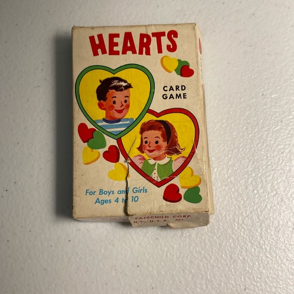 Vintage Hearts Card Game - Picture 1 of 11
